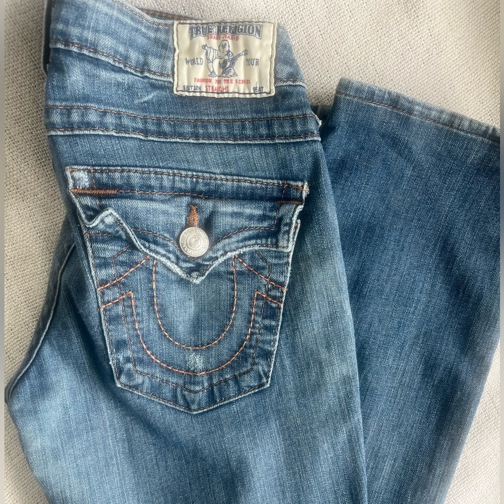 True Religion Low Rise Straight Cut Jeans Size 28